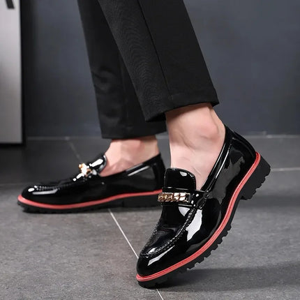 Scarpe da Uomo Trendy, Mocassini di Design con Catena Metallica, Scarpe Eleganti da Lavoro, Nuove Scarpe Casual in Pelle Slip-on, Scarpe da Cerimonia