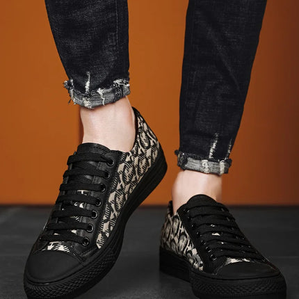 New Shoes for Men Genuine Leather Patchwork Casual Shoes Trend Flat Skateboard Shoes Youth Cool Lace-up Sneakers