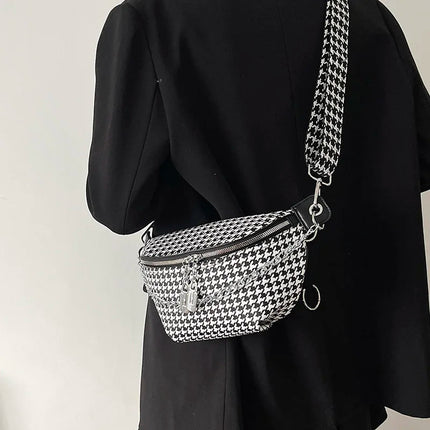 Women Chain Waist Bag Luxury Designer Chest Pack Quality PU Leather Fanny Pack Phone Purse Female Shoulder Crossbody Bag PlatiNum