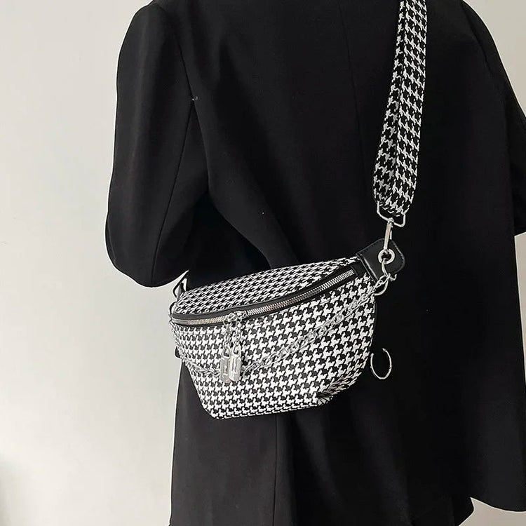 Women Chain Waist Bag Luxury Designer Chest Pack Quality PU Leather Fanny Pack Phone Purse Female Shoulder Crossbody Bag PlatiNum