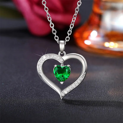 Huitan Green Heart Cubic Zirconia Love collana per le donne Wedding Anniversary Party eleganti collane femminili Statement Jewelry