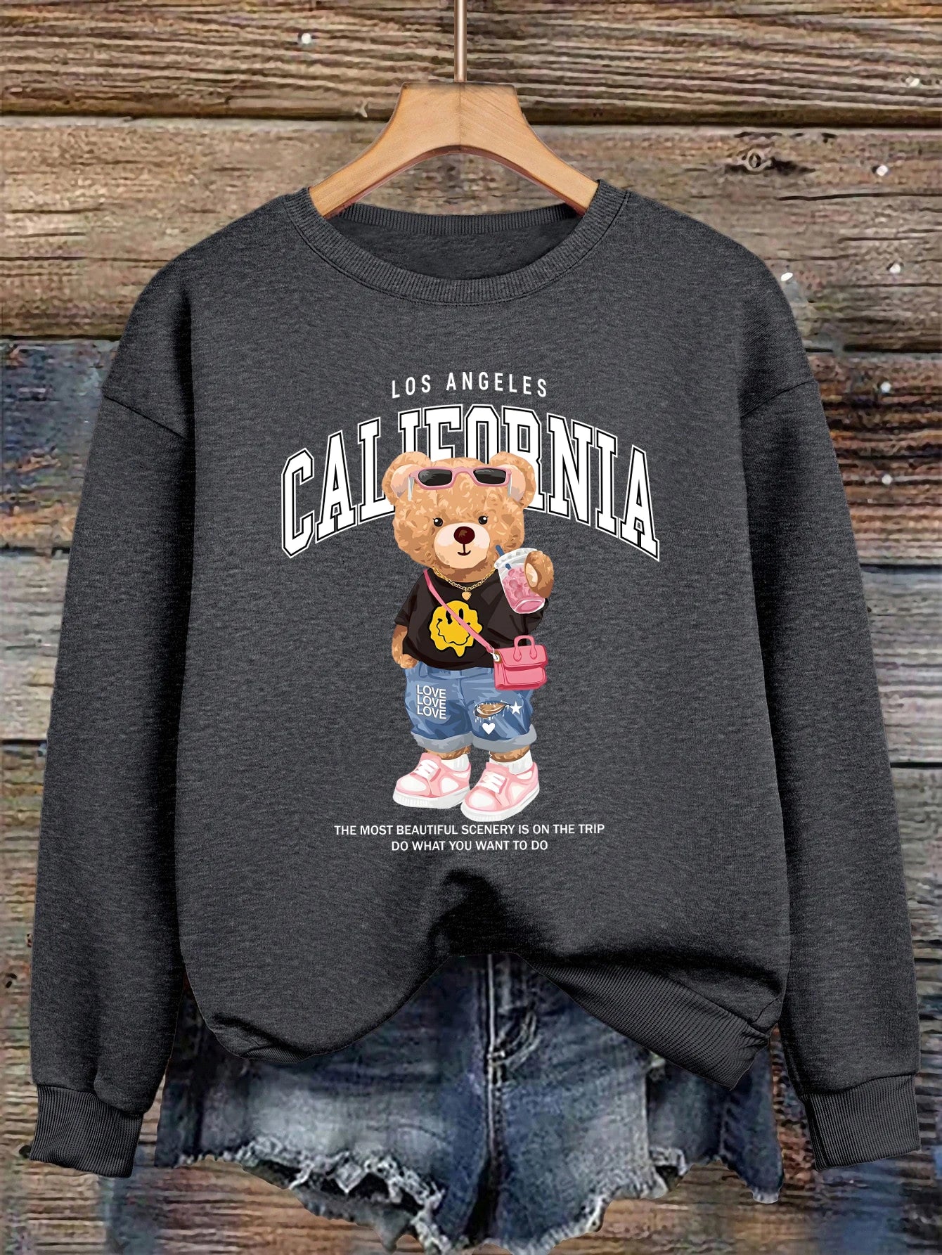 Little Bear Drinking Milk Tea Printed Women Pullover O-Neck Loose Streetwear Casual Autumn Clothes Fleece All-Match Sweatshirt