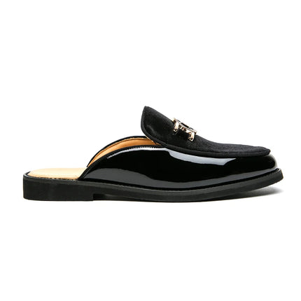 Scarpe casual in pelle da uomo Ciabatte nere di lusso Appartamenti di moda Pantofole da esterno traspiranti estive Mocassini slip on maschili firmati