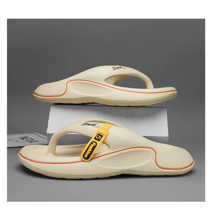 A pair of men's summer flip-flops for couples, new non-slip, wear-resistant, breathable men's slippers for outdoor wear, comfortable simple men's thick-soled shoes