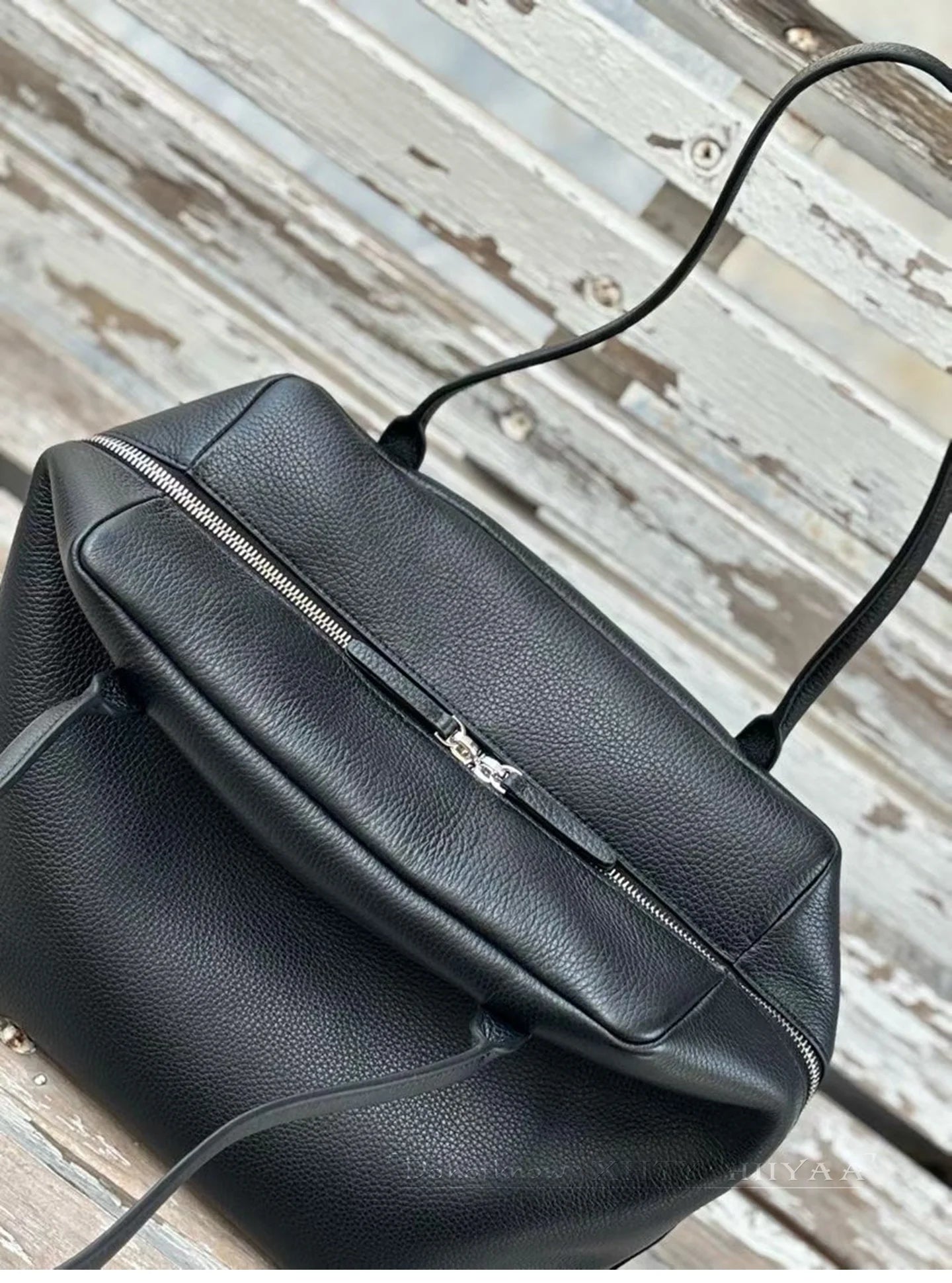 XHTY Genuine Leather Shoulder Bag Underarm Bag Women Soft Large Capacity Bowling Bag Simple Fashion Top Layer Cowhide New Model