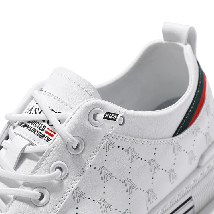 Men's lightweight skate shoes, everyday casual sneakers for men, colors: white and beige, sizes 39 to 46.