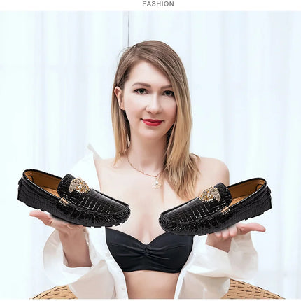 Stazione europea Slip-On Lazy Beanie Shoes Modello coccodrillo da uomo Scarpe da uomo 36 Taglia piccola 48 Nuove scarpe casual in pelle da uomo di grandi dimensioni