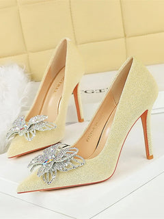 Tacchi sottili in pelle scamosciata stile europeo americano di lusso leggero ed elegante per banchetti Scarpe da donna con grandi fiocchi alla moda con tacchi altissimi