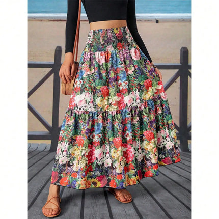 Abito lungo da donna a fiori con vita arricciata e balze, ideale per vacanze e spiaggia, stile casual
