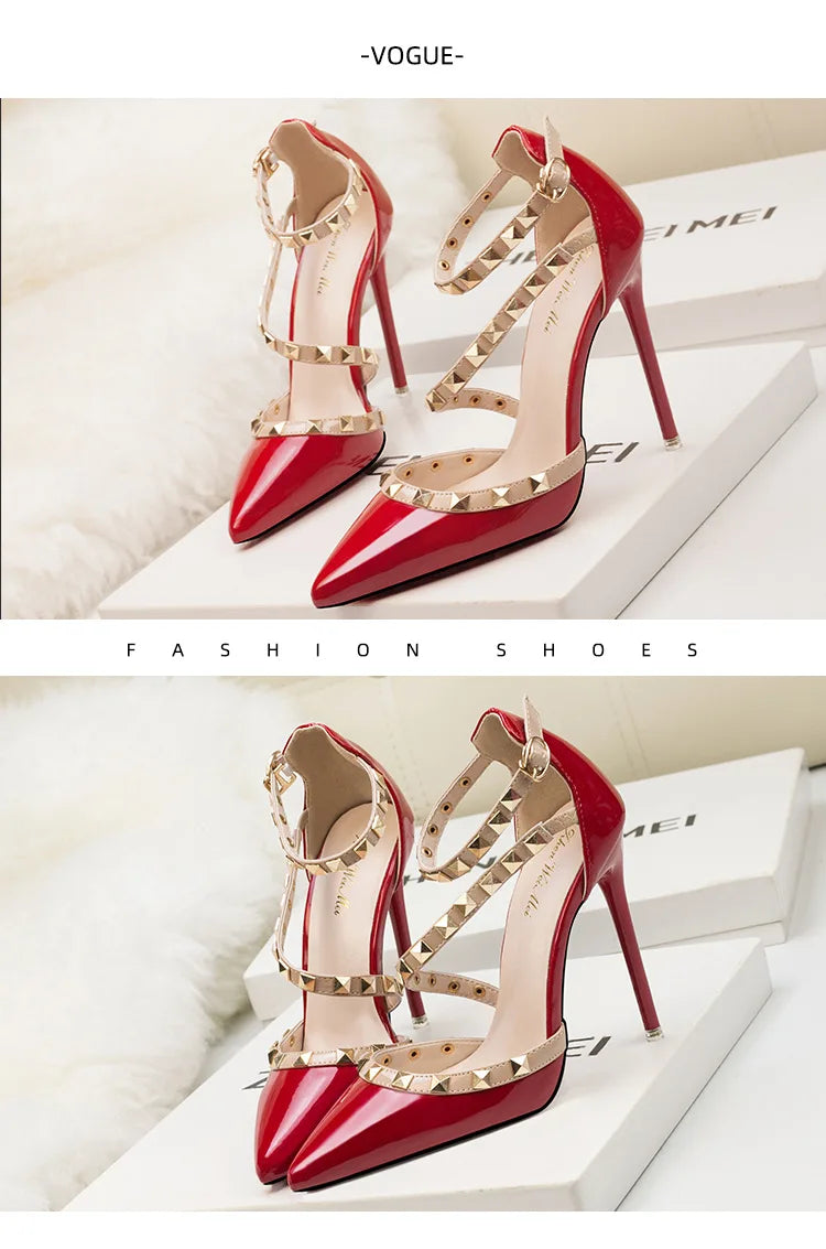 Scarpe tacco alto da donna estive in Europa e America Moda punta a punta bocca superficiale rivetto scava fuori sandali a spillo da discoteca platinumshop