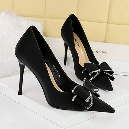 BIGTREE New Fashion Women Dress Shoes 10cm tacchi alti Shallow Toe Crystal Butterfly Knots Lady Red Silk Shoes taglia 34-40