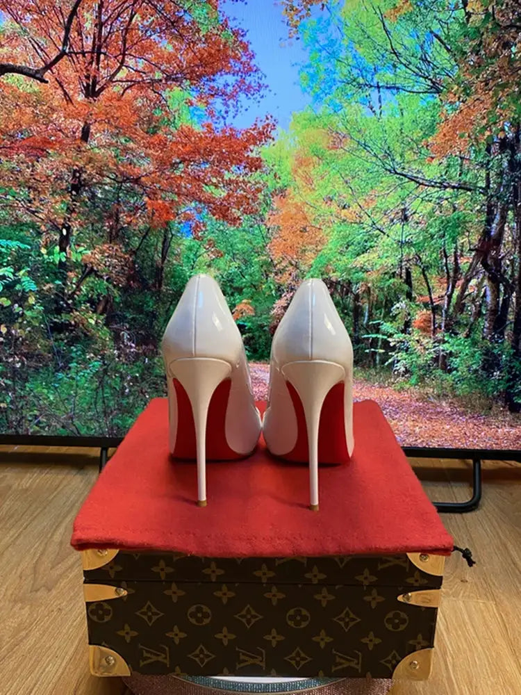 Tacchi altissimi personalizzati multicolori da 12 cm, pelle verniciata bianca nuda, suola rossa sexy, scarpe sottili a punta per ordine singolo platinumshop