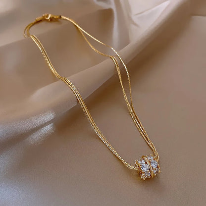 2024 Collana con pendente a cerchio in zircone con catena color oro multistrato di nuovo design per accessori di gioielli di lusso da donna per la festa nuziale