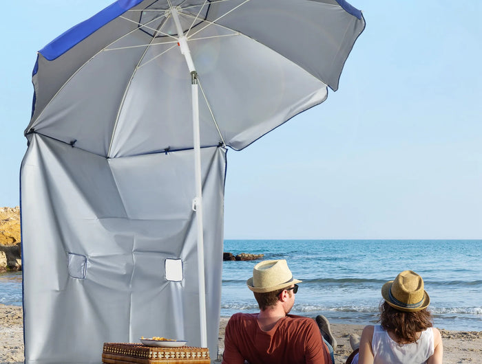 Outsunny Ombrellone da Spiaggia Ø1.9x2 m con Tettuccio Reclinabile a 45°, Tendina Laterale con Finestre e 2 Tasche, Ombrellone da Mare con 8 Stecche e Design a 2 Sezioni in Acciaio e Poliestere, Blu