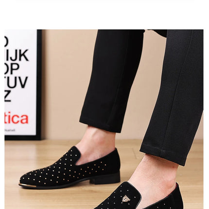 Scarpe eleganti da uomo di lusso Scarpe casual da uomo in pelle scamosciata Mocassini eleganti e comodi Scarpe da lavoro in pelle da uomo Zapatos Hombre