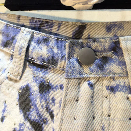 2025 Abiti estivi, Nuovi pantaloncini di jeans con bordo ruvido indossato a vita alta con perforazione a caldo per l'industria pesante, pantaloni caldi da donna