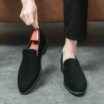 Scarpe primaverili in pelle scamosciata di marca di design italiano di lusso primaverile Scarpe eleganti da ufficio per uomo Mocassini da discoteca marroni da uomo