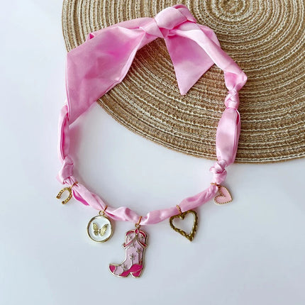 Collana bandana morbida con ciondolo a forma di fiore a forma di cuore placcato in oro per gioielli impilabili da donna e ragazza PlatiNum