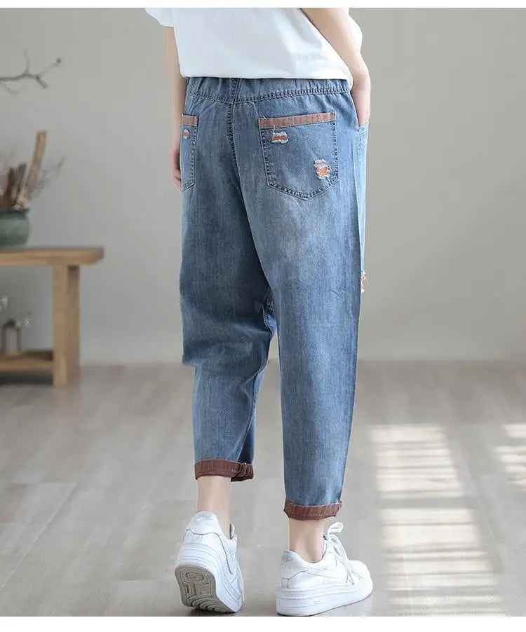 Jeans Strappati a Nove Punti da Donna, Nuovi Pantaloni Harem Casual Sottili con Vita Elastica, Lunghi alla Caviglia, in Denim, per l'Estate 2026