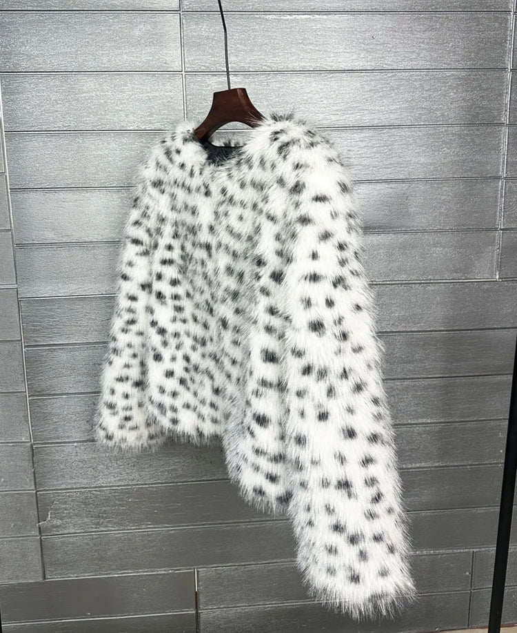 ZADORIN Preppy Style White Leopard Black Dots Faux Fur Coat Women O-Neck Furry Short Faux Fur Jacket Winter Clothes Women 2025