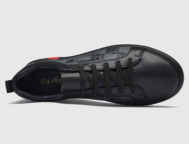 Europe New Shoes for Men Genuine Leather Casual Shoes Cool Black Flat Skateboard Shoes Street Fashion Sneakers