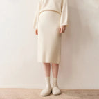 WHITE / M