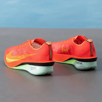 Scarpe da corsa sportive da uomo Nike HF6414-600/401 ZoomX Carbon Plate Speed Racing Sneakers platinumshop