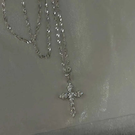 Shiny Crystal Zircon Cross Pendant Necklace for Women Girls Punk Silver Color Thin Chain Necklace Party Jewelry Birthday Gift PlatiNum