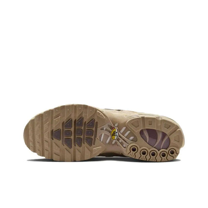 Scarpe da corsa basse da uomo Nike Air Max plus, comode, resistenti, con assorbimento degli urti, stile versatile DM0032-019
