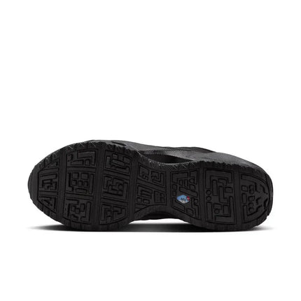 Nike Air Max SNDR: Simple, Stylish, Comfortable, and Durable Low-Top Casual Running Shoes for Women in Black FZ4238-001