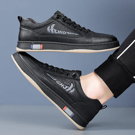Scarpe casual da uomo alla moda Scarpe semplici da uomo retrò in vera pelle Scarpe da lavoro formali eleganti per pendolari Mocassini con consegna gratuita