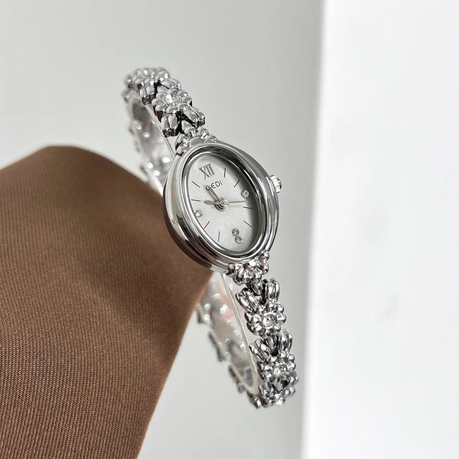Orologio da donna Luce di lusso retrò tempestato di diamanti Bracciale di alta bellezza Orologi da donna squisiti alla moda platinumshop