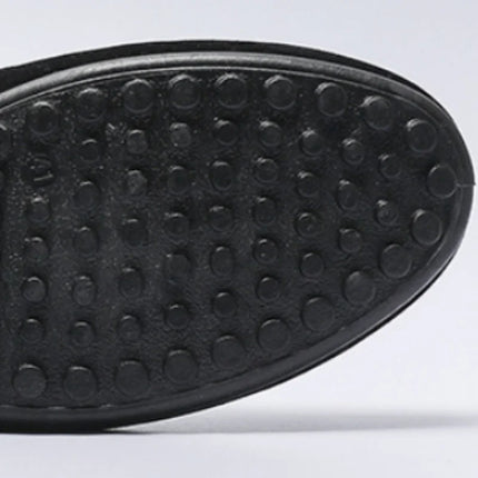 Muli da uomo scarpe Casual in pelle scamosciata leggera nuovi uomini pigro per il tempo libero mezze pantofole traspiranti Slip on scarpe da passeggio mocassino