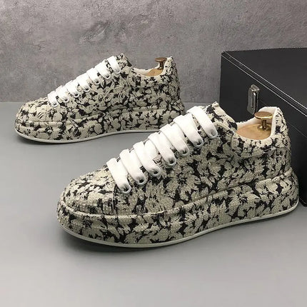 New Men Shoes Outdoor Casual Sneakers Rhinestone Board Shoes Men Fashion Deerskin Sports Large Size Shoes Men Zapatillas Hombre