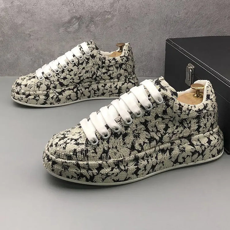 New Men Shoes Outdoor Casual Sneakers Rhinestone Board Shoes Men Fashion Deerskin Sports Large Size Shoes Men Zapatillas Hombre