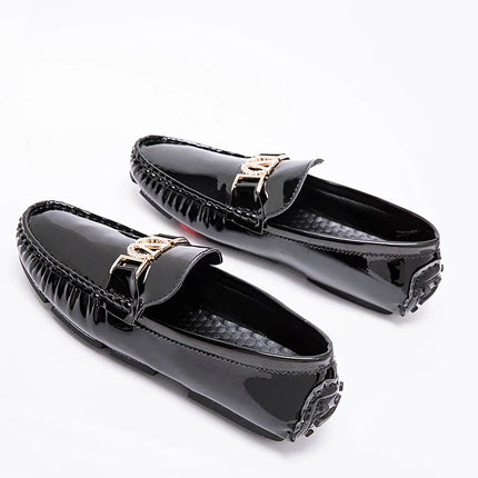 Scarpe a cuffia da uomo, scarpe slip-on primaverili ed estive, scarpe da uomo alla moda in pelle verniciata stile coreano, scarpe pigre basse, scarpe casual, fatte a mano