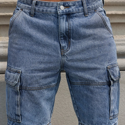 Pantaloncini jeans regolari estivi blu da uomo. Design multitasche. Elegante e casual.