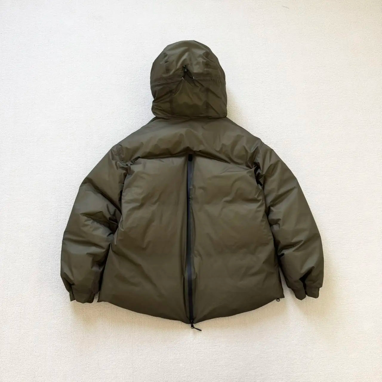 NANGA × EM Piumino termico con cappuccio impermeabile funzionale per esterni