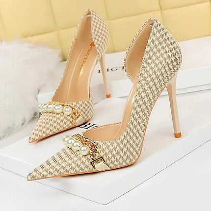 BIGTREE Scarpe 2026 Primavera Donna Pompe Catena di metallo perlato Tacchi alti Grana a quadri Tacchi a spillo Tacchi da donna Scarpe da banchetto di lusso 43 platinumshop