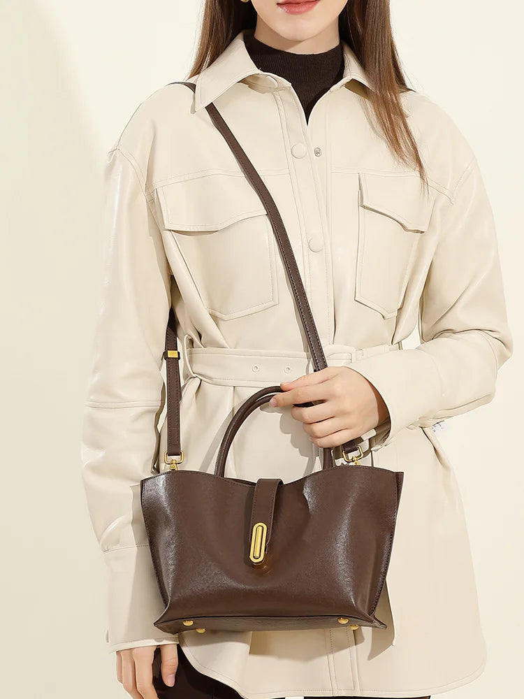 Borsa a Tracolla Grande Capacità da Donna, Nuova Borsa a Mano da Donna di Alta Qualità con Texture, Borsa Grande da Ragazza, Nuova Borsa Versatile da Pendolare con Lettere, Borsa a Tracolla Singola alla Moda, Borsa a Spalla