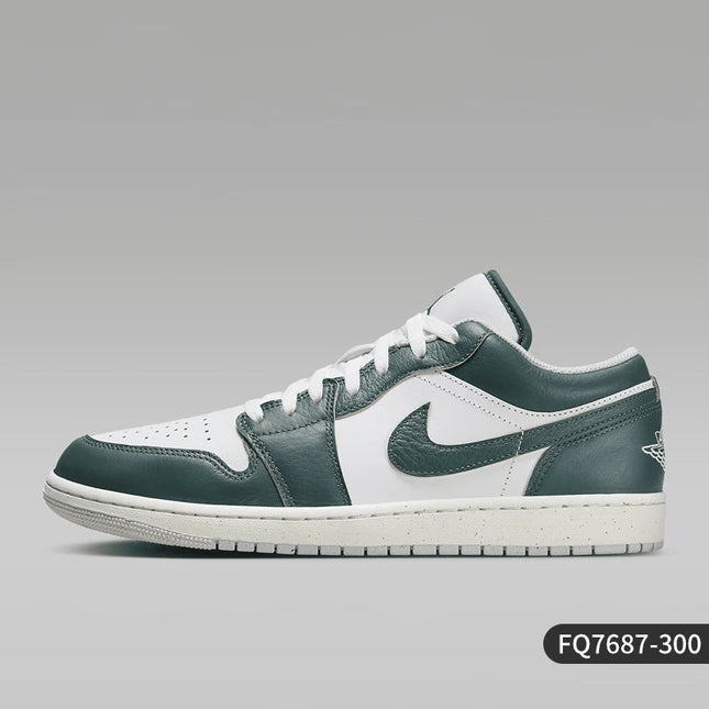 Scarpe da ginnastica Nike originali Air Jordan 1 Low SE da uomo FQ7687-300 platinumshop