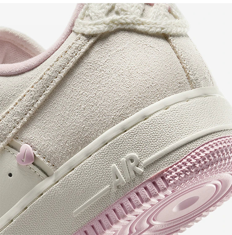 Nike Scarpe da ginnastica basse ufficiali autentiche AIR FORCE 1 da donna HV5992-111