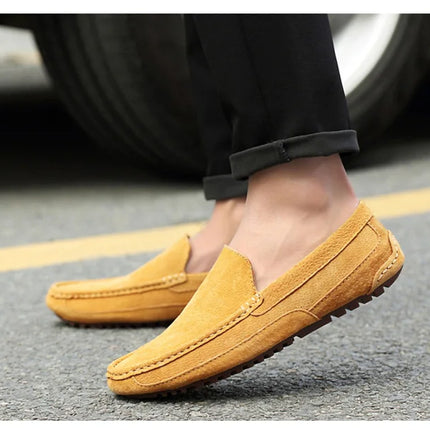 Mocassini da uomo in pelle scamosciata di lusso 2022 scarpe casual da uomo scarpe da barca fatte a mano da uomo Slipon scarpe da guida mocassini maschili Zapatos