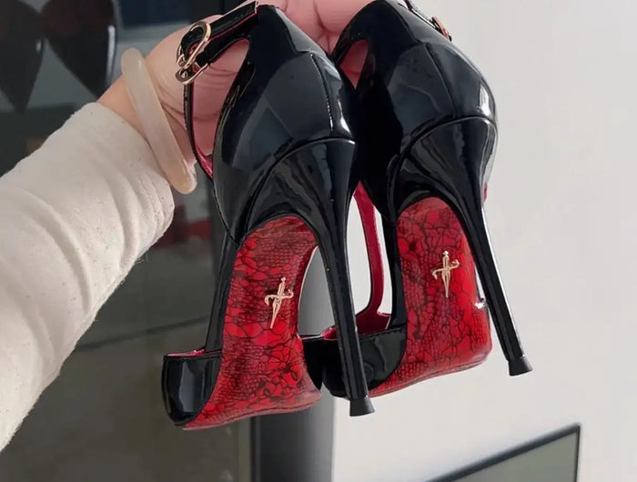 Sandali Primavera 2026 Sexy con Punta Affusolata, Suola Rossa, Tacco Alto Sottile, in Pelle Ultra, Stile Casual platinumshop