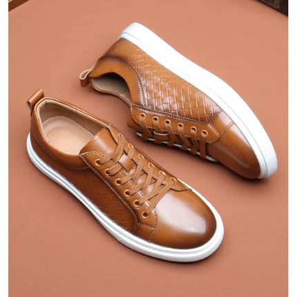 New 2024 Men Casual Leather Sneakers Lace Up Comfortable Outdoor Male Sports Casual Board Shoes Black Brown