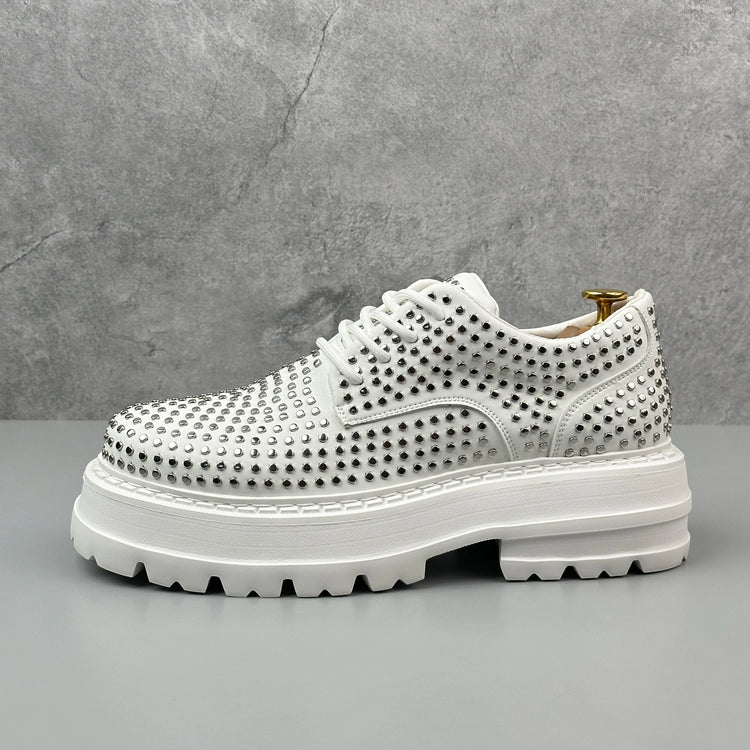 Luxury Designer Rivets Men Leather Casual Shoes Fashion Breathable Height Increasing Male Brogue Derby Shoes Zapatillas Hombre