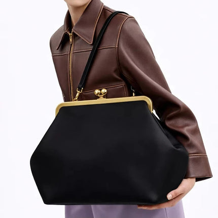 Classic Versatile Large Capacity Clip Bags For Women Luxury Designer Handbags Purses 2026 New In PU Lock Underarm Shoulder PlatiNum