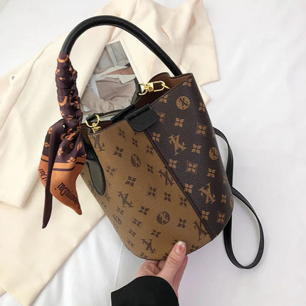 Advanced fashion bag for women 2025 new casual women's bag, large capacity bucket bag, shoulder bag, diagonal cross bag PlatiNum