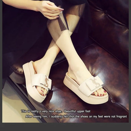 2025 Summer New Women's Fashion Letter Designer Sandals Casual Thick Bottom Round Toe Leather Beach Shoes Женские Сандалии PlatiNum
