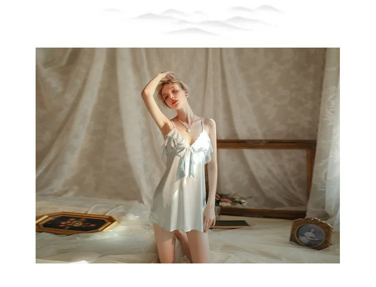 Camicia da notte in raso di nuova moda Camicia da notte setosa da donna Abito sottoveste Romantico dettaglio volant Indumenti da notte Cinghia per spaghetti Lingerie Vendita calda